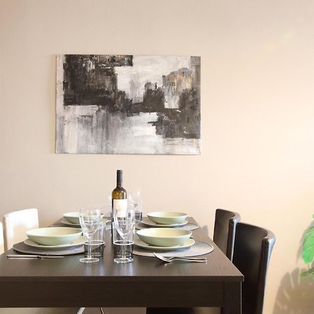 Modern 2Bd Apartment Next To Acropolis Atenas Exterior foto
